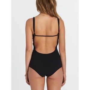 Billabong M black ribbed bodysuit open back